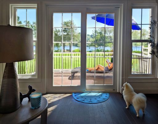 Interior, Sun Room, Water, Wood Texture Flooring