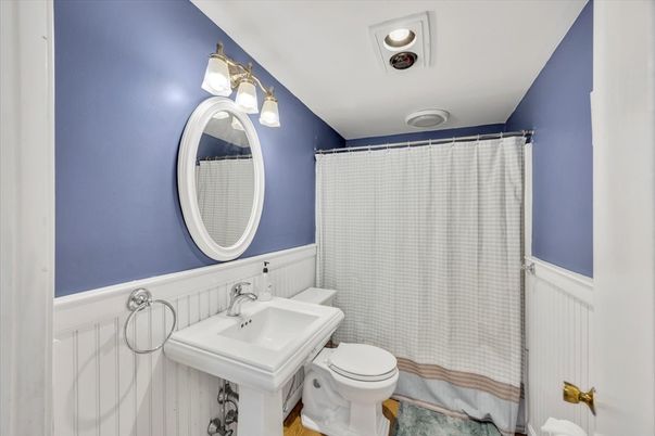 Bathroom, Interior