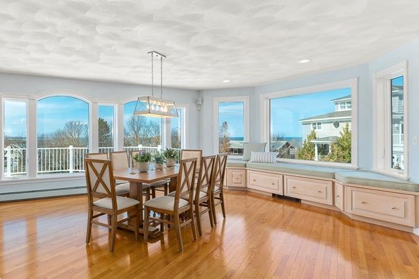 Dining room, Interior, Pendant Lights, Recessed Lighting, Wood Texture Flooring