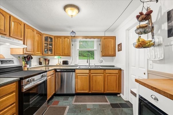 Interior, Kitchen, Stainless Steel Appliances