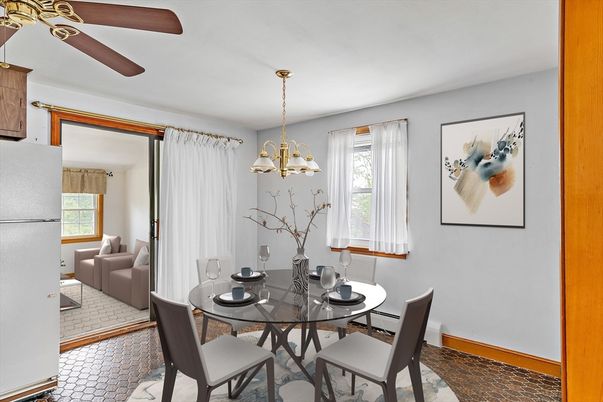 Chandelier, Dining room, Interior, Pendant Lights
