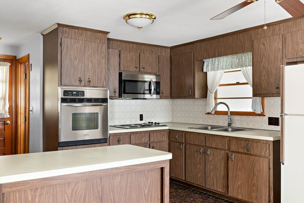 Interior, Kitchen, Stainless Steel Appliances