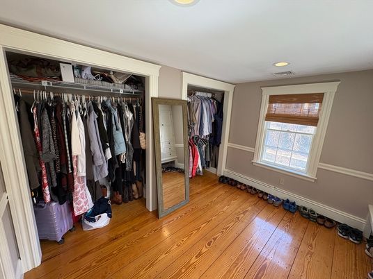Interior, Recessed Lighting, Walk-in Closets, Wood Texture Flooring