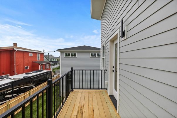 Exterior, Wood Texture Flooring