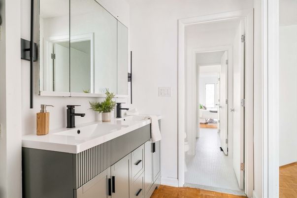 Bathroom, Dual Sink Vanities, Interior, Wood Texture Flooring