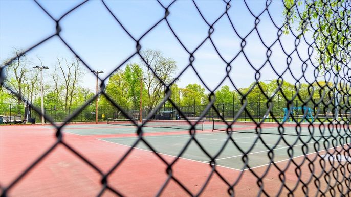 Exterior, Tennis Courts