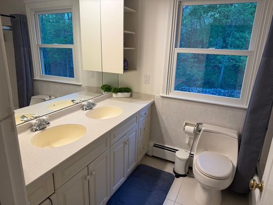 Bathroom, Dual Sink Vanities, Interior