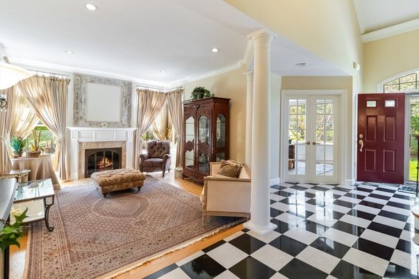 Fireplace, Interior, Recessed Lighting