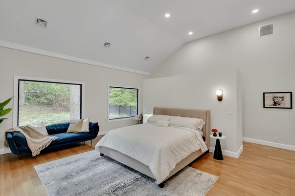 Interior, Walk-in Closets, Wood Texture Flooring