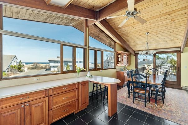 Dining room, Interior, Wooden Beams, Wooden Ceilings