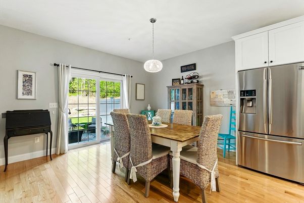 Dining room, Interior, Kitchen, Pendant Lights, Stainless Steel Appliances, Wood Texture Flooring