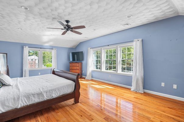 Bedroom, Interior, Recessed Lighting, Wood Texture Flooring
