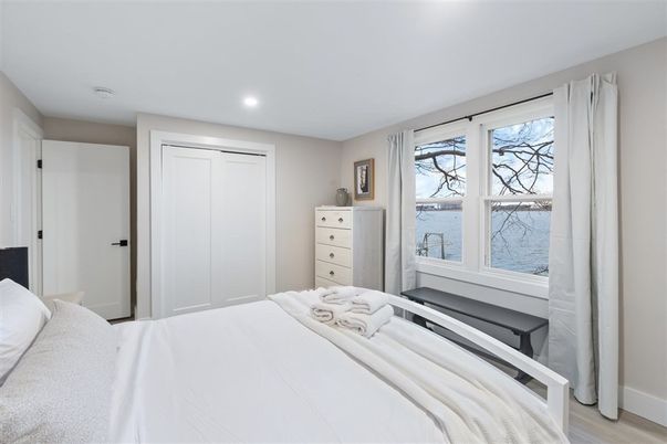 Bedroom, Interior, Recessed Lighting, Water, Wood Texture Flooring