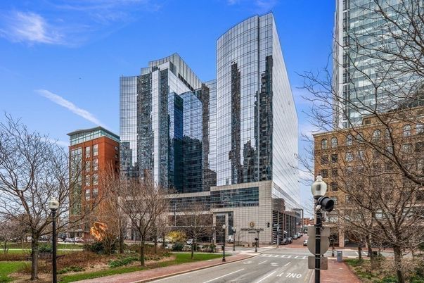 Exterior, Facade, Highrise