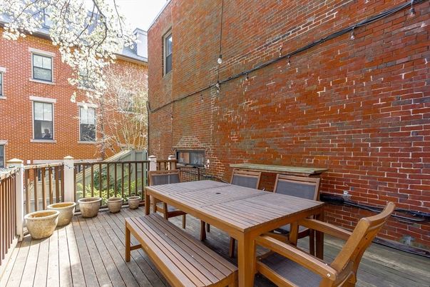 Exterior, Wood Texture Flooring
