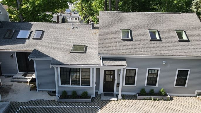 Exterior, Facade, Cape Cod