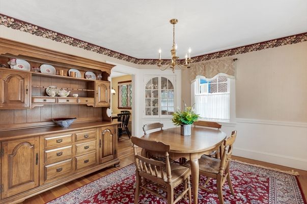 Chandelier, Dining room, Interior, Wood Texture Flooring