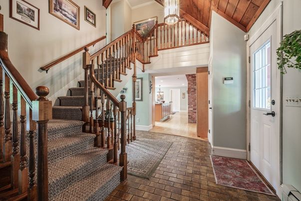 Interior, Pendant Lights, Recessed Lighting, Wooden Ceilings, Wood Texture Flooring