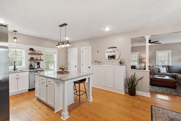 Interior, Kitchen, Living room, Pendant Lights, Recessed Lighting, Wood Texture Flooring