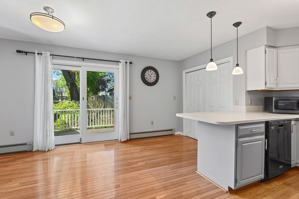 Interior, Kitchen, Pendant Lights, Wood Texture Flooring