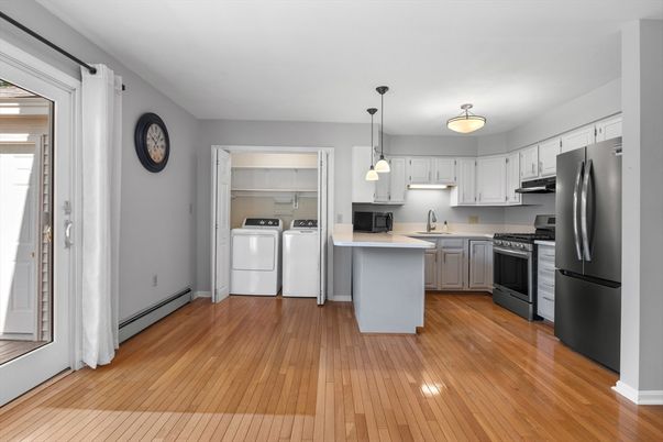 Interior, Kitchen, Pendant Lights, Washer, Wood Texture Flooring
