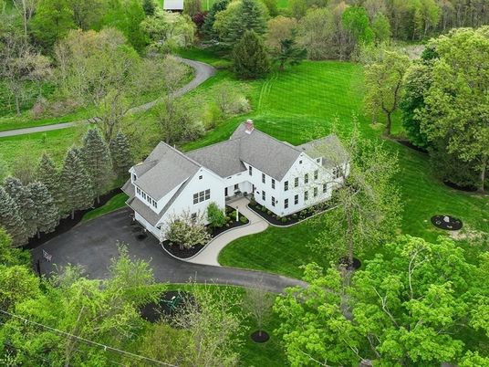 Backyard, Exterior, Facade, Farmhouse