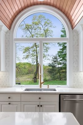 Interior, Kitchen, Stainless Steel Appliances, Wooden Beams, Wooden Ceilings