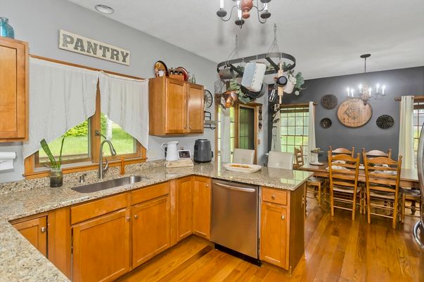 Chandelier, Dining room, Interior, Kitchen, Wood Texture Flooring