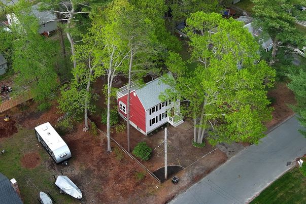 Exterior, Drone