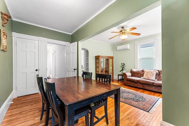 Dining room, Interior, Wood Texture Flooring
