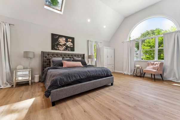 Bedroom, Interior, Recessed Lighting, Wood Texture Flooring