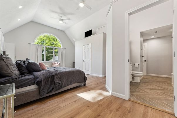 Bathroom, Bedroom, Interior, Recessed Lighting, Wood Texture Flooring