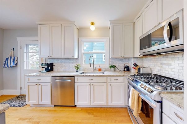 Interior, Kitchen, Stainless Steel Appliances, Wood Texture Flooring