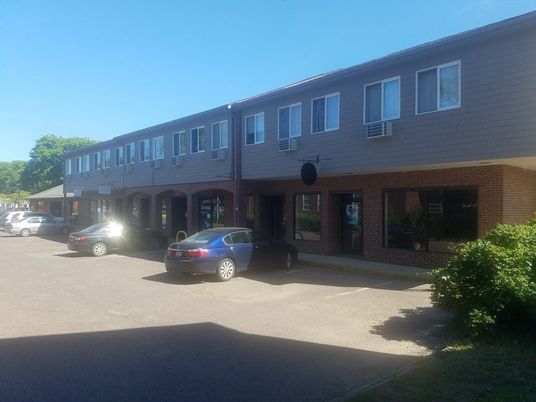 Exterior, Facade, Brick Facade, Rowhouse