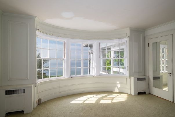 Empty room, Interior, Sun Room, Water