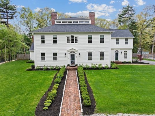 Backyard, Exterior, Facade, Georgian