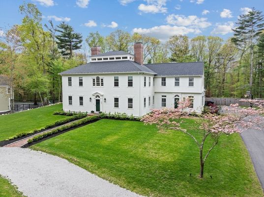 Backyard, Exterior, Facade, Georgian