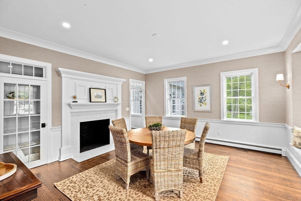 Dining room, Fireplace, Interior, Recessed Lighting, Wood Texture Flooring