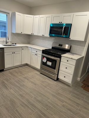 Interior, Kitchen, Stainless Steel Appliances, Wood Texture Flooring