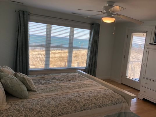 Bedroom, Interior, Water, Wood Texture Flooring