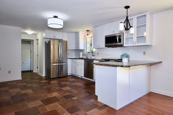 Interior, Kitchen, Pendant Lights, Stainless Steel Appliances