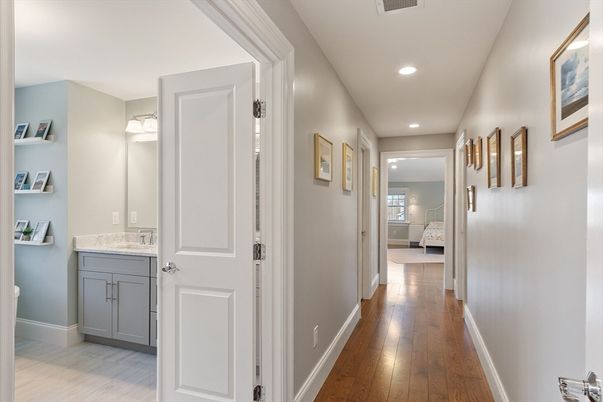 Interior, Recessed Lighting, Wood Texture Flooring