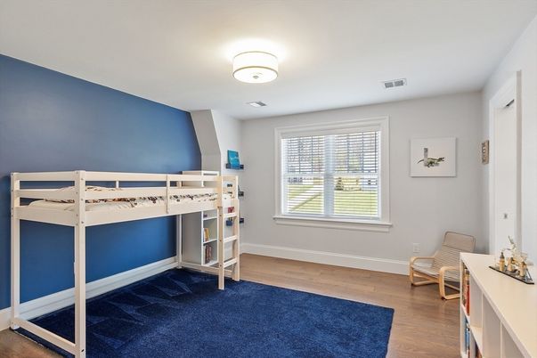Interior, Walk-in Closets, Wood Texture Flooring