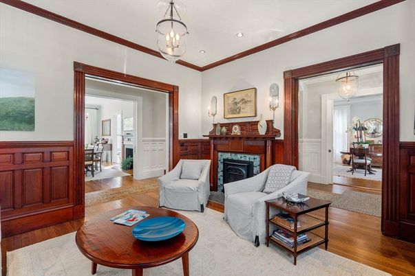 Fireplace, Interior, Living room, Pendant Lights, Recessed Lighting, Wood Texture Flooring