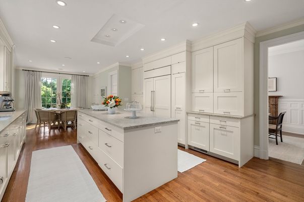 Dining room, Interior, Kitchen, Recessed Lighting, Wood Texture Flooring