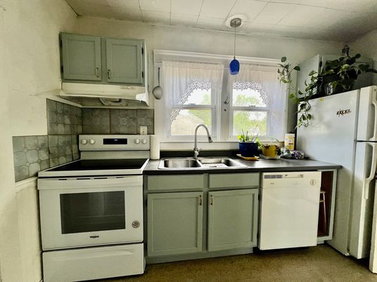 Interior, Kitchen, Pendant Lights