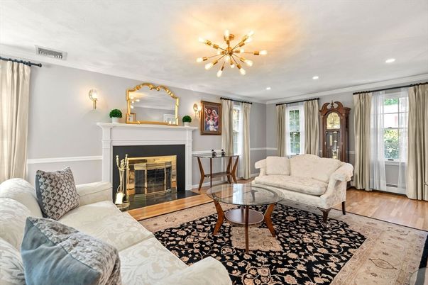 Fireplace, Interior, Living room, Pendant Lights, Recessed Lighting, Wood Texture Flooring