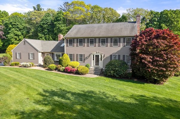 Backyard, Exterior, Facade, Georgian