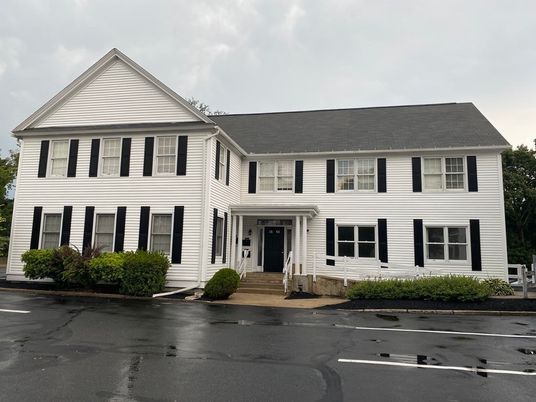 Exterior, Facade, Georgian