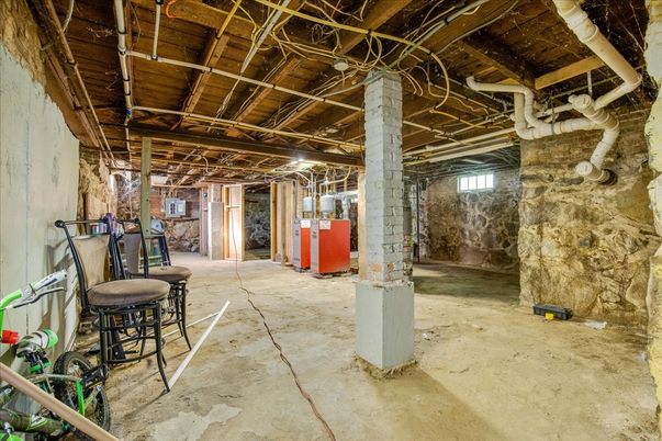 Interior, Wooden Beams